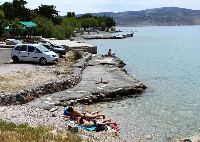 아파트 With A Parking Space Starigrad, Paklenica - 6613 *