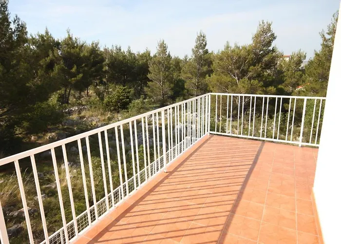 Apartamento With A Parking Space Starigrad, Paklenica - 6613 Starigrad Paklenica